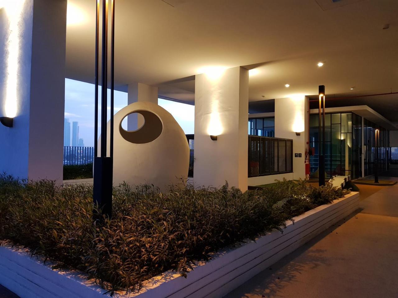 Southkey Mosaic By Cozystay Johor Bahru Exterior foto